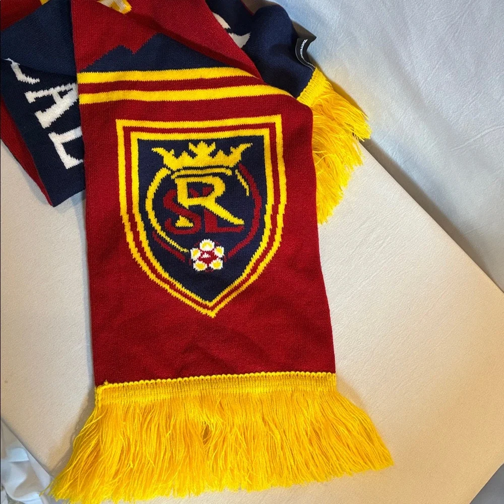 MLS REAL Salt Lake Burgundy yellow navy blue Soccer fan game knit winter scarf
